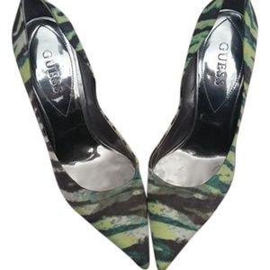 Green Pumps